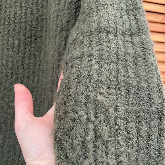 L.L. bean knit boucle wool-blend sweater - Picture 5 of 7